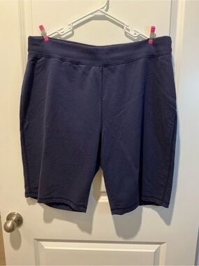 Bobbie Brooks Navy Pull-On Bermuda Shorts